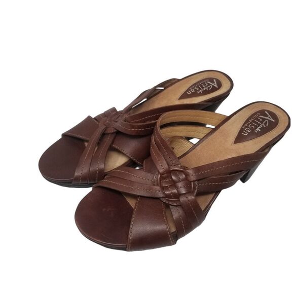 CLARKS Artisan Collection Heeled Sandal Brown size 7M. Leather upper. - Picture 1 of 16